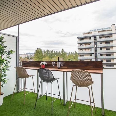 Tendency Apartments Forum Сант Адриа де Бесос Екстериор снимка