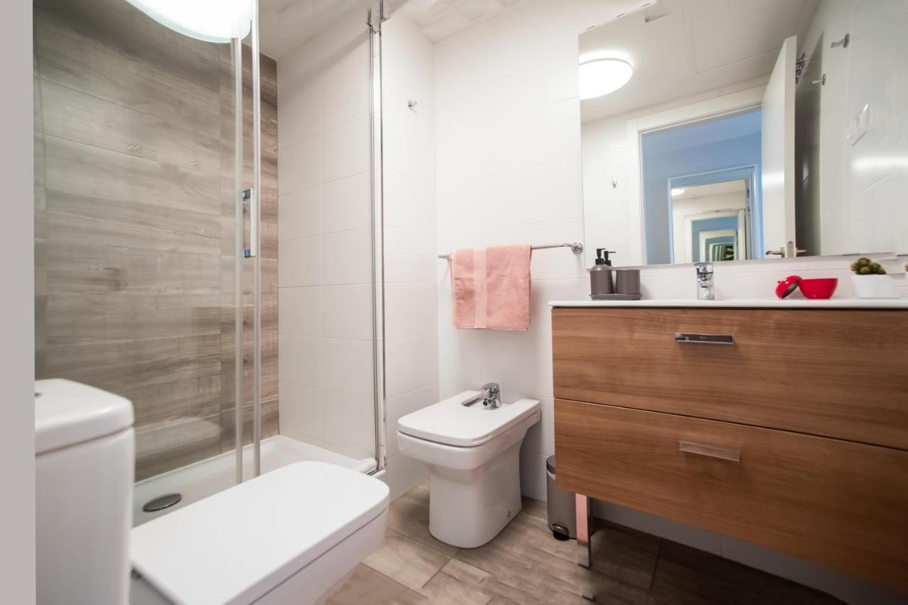 Tendency Apartments Forum Сант Адриа де Бесос Екстериор снимка