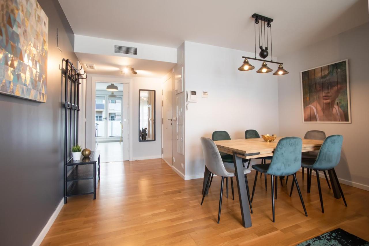 Tendency Apartments Forum Сант Адриа де Бесос Екстериор снимка